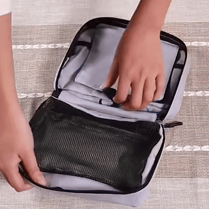 trousse de toilette élégante et pratique gif ouverture MinimalisteLab