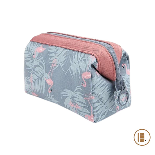 trousse de toilette voyage compacte organisée fond blanc MinimalisteLab