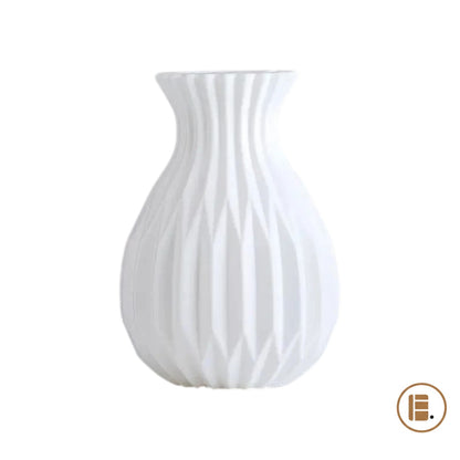 vase nervuré blanc céramique vue ensemble salon MinimalisteLab