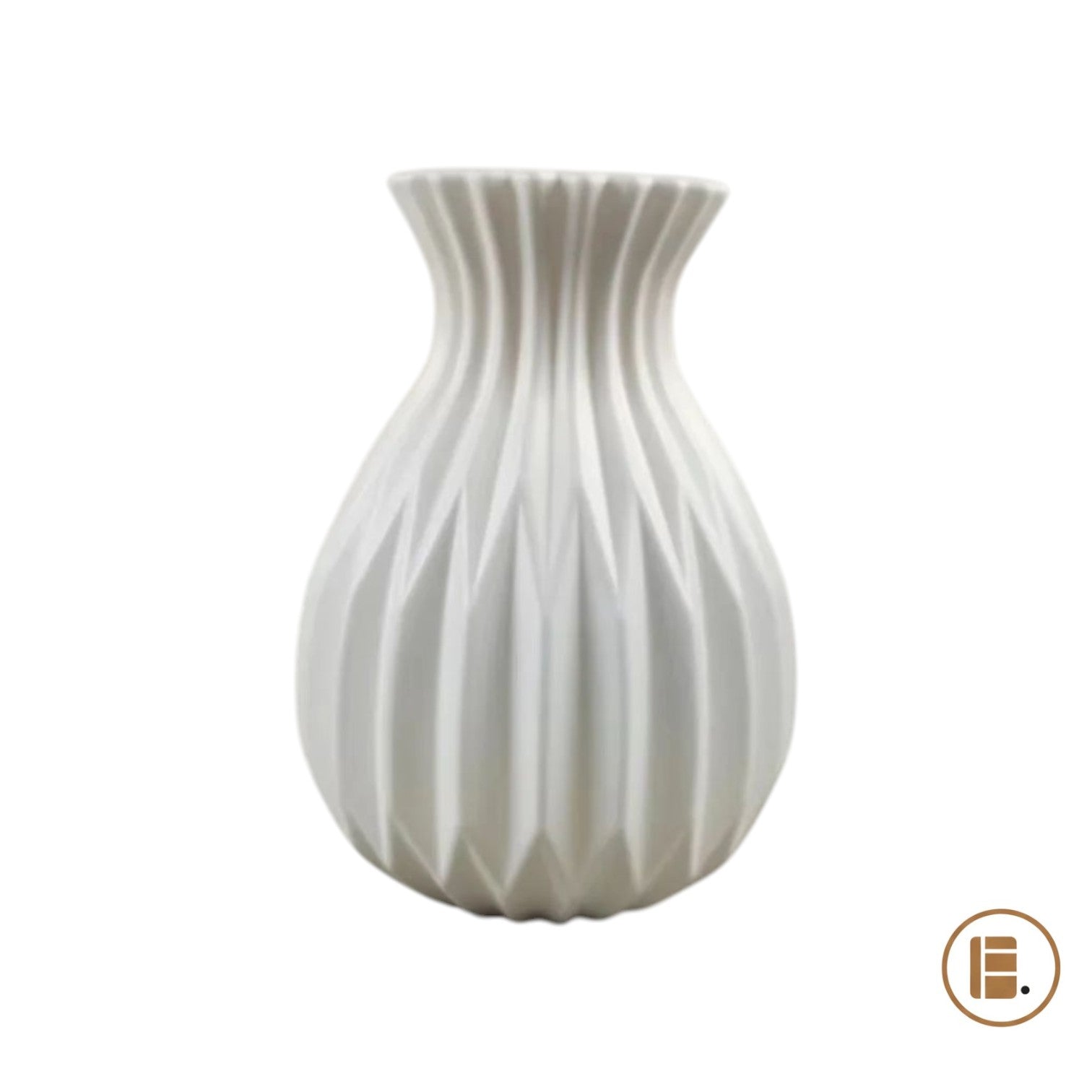 vase nervuré blanc céramique ambiance salon MinimalisteLab