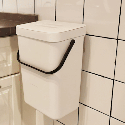 poubelle murale gain de place animation MinimalisteLab