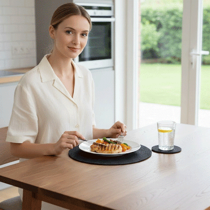 set de table rond élégant animation MinimalisteLab