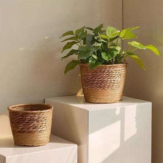 Cache pot en osier