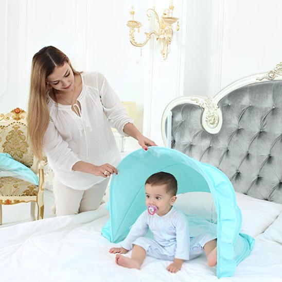 Moustiquaire lit bébé