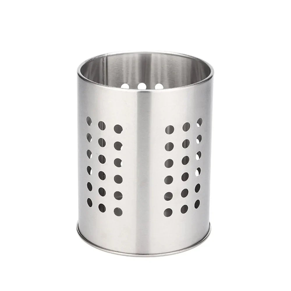 organisateur ustensiles cuisine avec fouet spatules et cuilleres rangees dans support inox