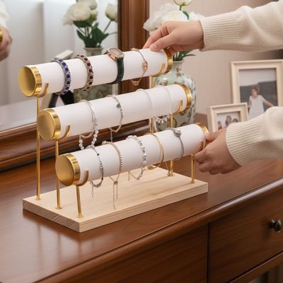 Porte bracelet​ 