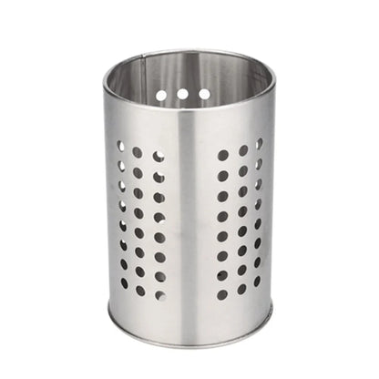 porte ustensiles inox avec spatules et cuilleres sur plan de travail cuisine lumineuse minimaliste