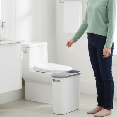 Poubelle salle de bain