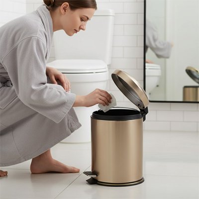 Poubelle wc