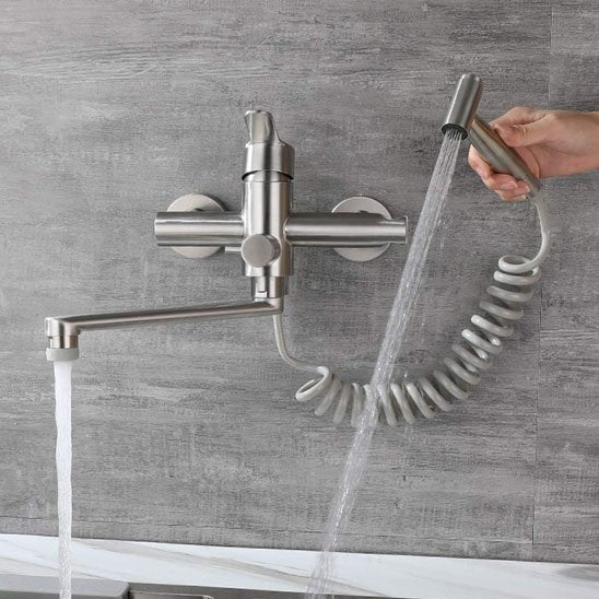 robinet de cuisine avec douchette