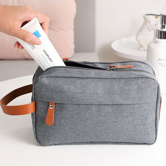 trousse de toilette voyage élégant lifestyle salle de bain MinimalisteLab